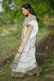 Aira Saree - White