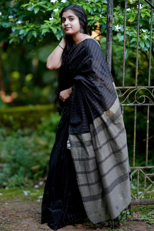 Ponni Saree W/ Blouse - Black